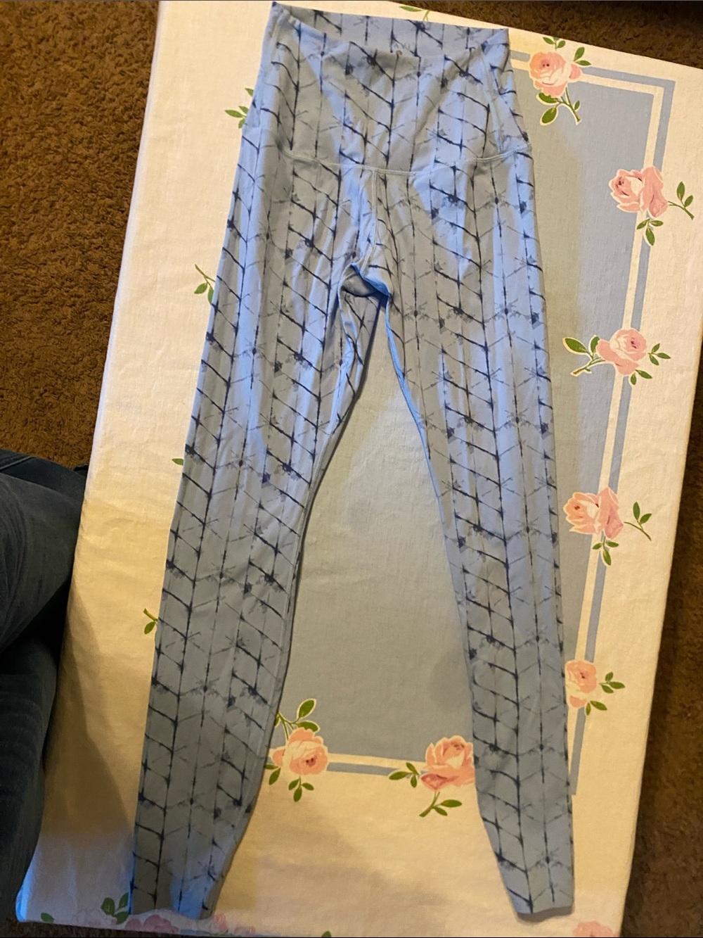 High-Waist Light Blue Tie-Dye Leggings